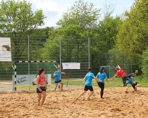 Beach Handball-Stützpunkttraining in Bartenbach gestartet